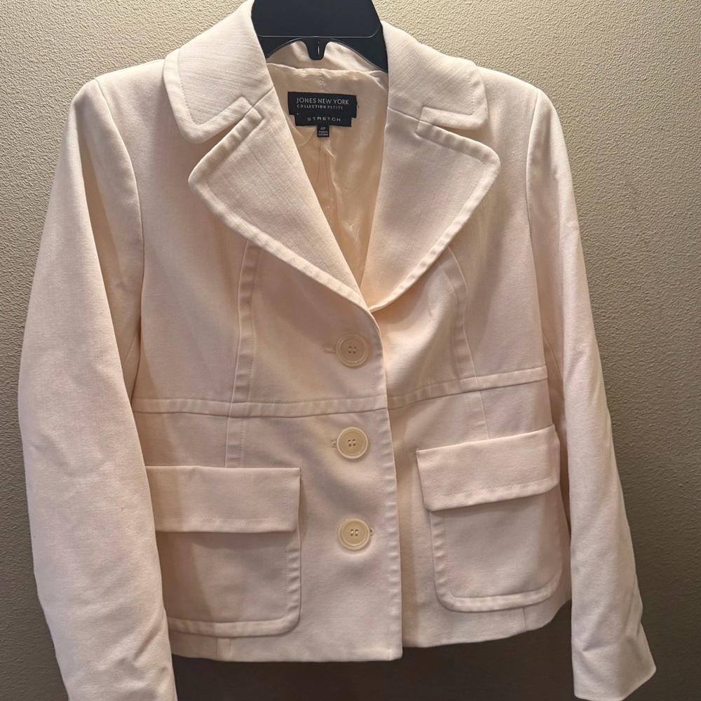 Jones New York Women's Ivory Blazer